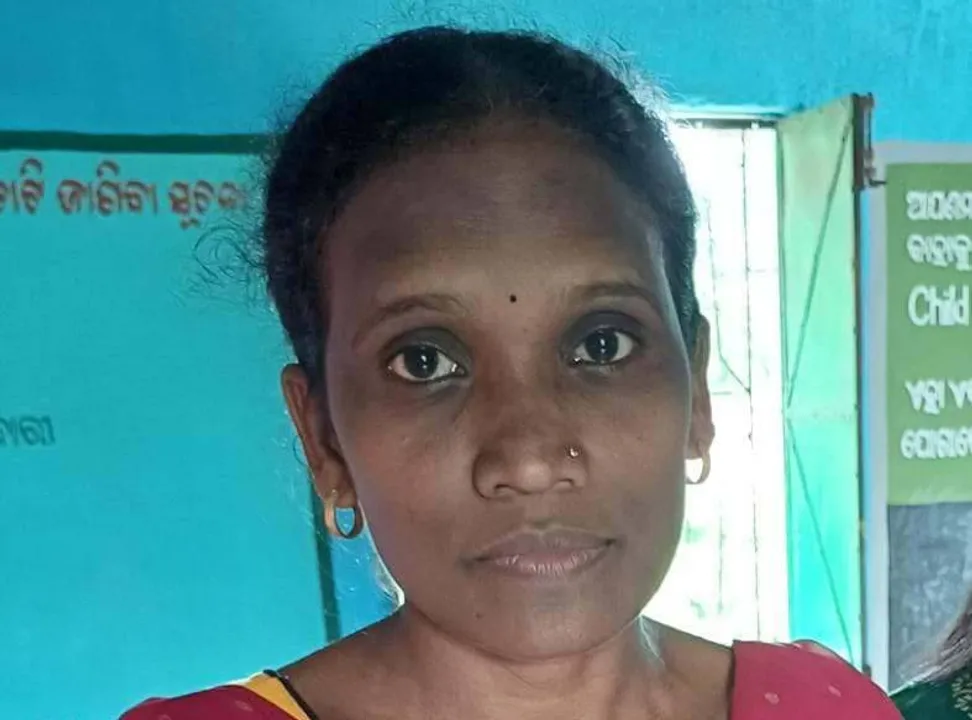  ରଜନୀ ଦେଖାଉଛନ୍ତି ଶିକ୍ଷାର ଆଲୋକ