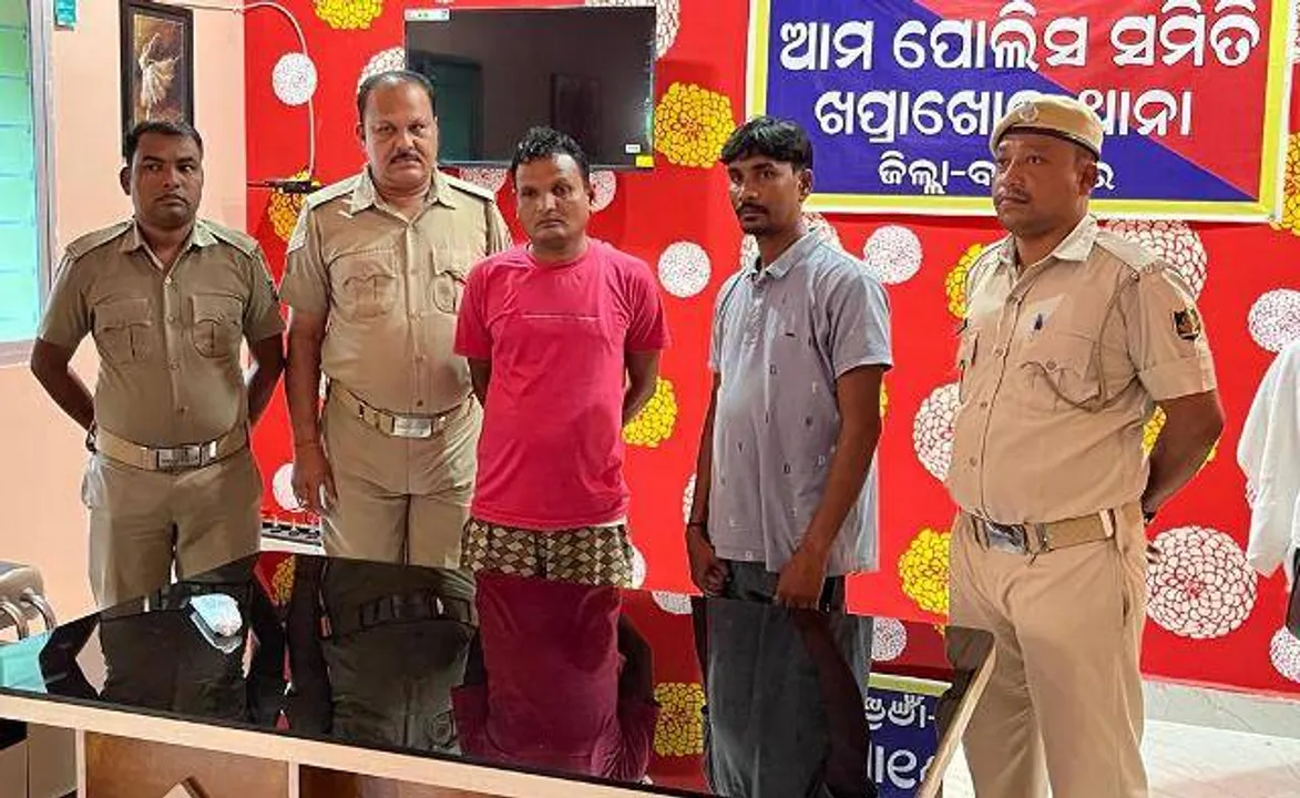  ଆବାସ ଯୋଜନାର ଘର ଦେବାରେ ଅନିୟମିତତା ଅଭିଯୋଗ; ଫେରାର ଦୁଇ ଅଭିଯୁକ୍ତ ଛତିଶଗଡ଼ରୁ ଗିରଫ