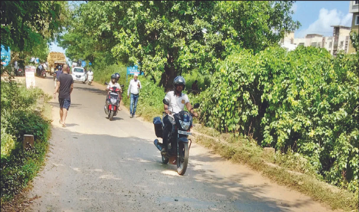  କପିଳପ୍ରସାଦ-ହରିରାଜପୁର ରାସ୍ତା ପ୍ରଶସ୍ତୀକରଣ: କାମ ବନ୍ଦକଲା ଶ୍ରୀମନ୍ଦିର ପ୍ରଶାସନ