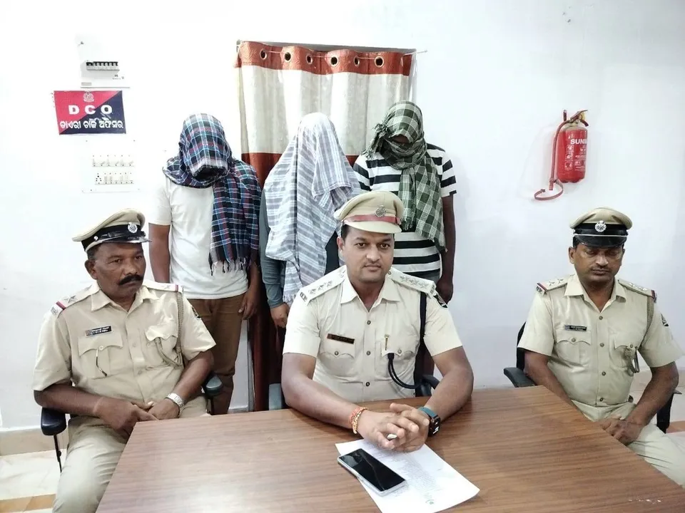  ପଦ୍ମପୁର,ଗୁଣୁପୁର ଓ ରାମନାଗୁଡା ଅଂଚଳରେ ଚୋରି ଘଟଣାରେ ୩ ଗିରଫ