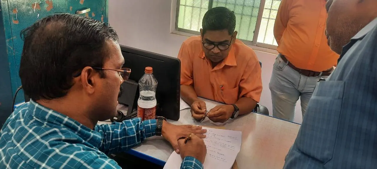  ୭୦୦୦ ଟଙ୍କା ଲାଞ୍ଚ ନେଇ ଭିଜିଲାନ୍ସ ହାତରେ ଧରାପଡ଼ିଲେ ସହକାରୀ ଯନ୍ତ୍ରୀ