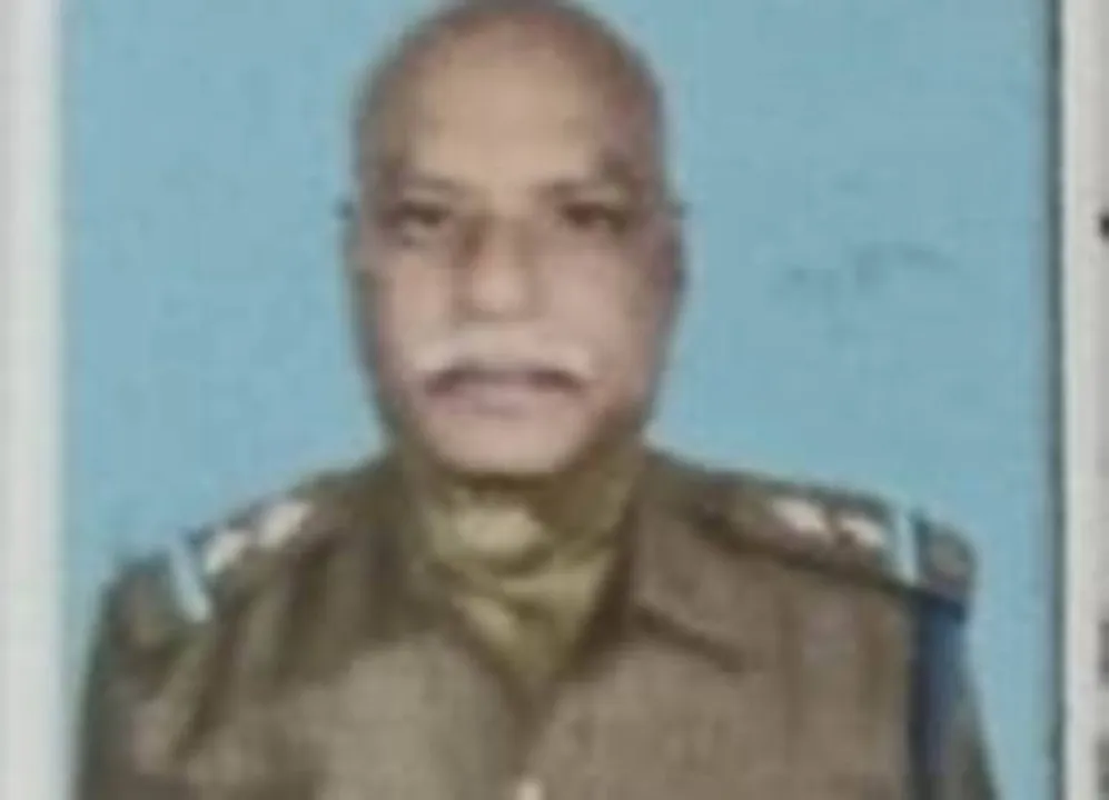  ସିଆରପିଏଫ୍ କ୍ୟାମ୍ପରେ ଅଘଟଣ: ନିଜ ରିଭଲଭରରୁ ଗୁଳି ଚଳାଇ ଆତ୍ମହତ୍ୟା କଲେ ସବଇନସ୍ପେକ୍ଟର