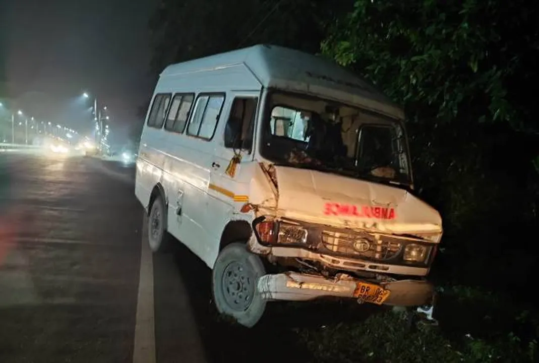  ବେତନଟୀରେ ପଶ୍ଚିମବଙ୍ଗ ଟ୍ରକ୍‌କୁ ପଛରୁ ଧକ୍କା ଦେଲା ବିହାରର ଆମ୍ବୁଲାନ୍ସ, ଅଳ୍ପକେ ବର୍ତ୍ତିଲେ ଚାଳକ