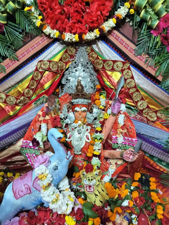  ମା’ ଭଦ୍ରକାଳୀଙ୍କ ସପ୍ତମାତୃକା ବେଶ: ତୃତୀୟ ଦିବସରେ ରାଜରାଜେଶ୍ଵରୀ ବେଶ