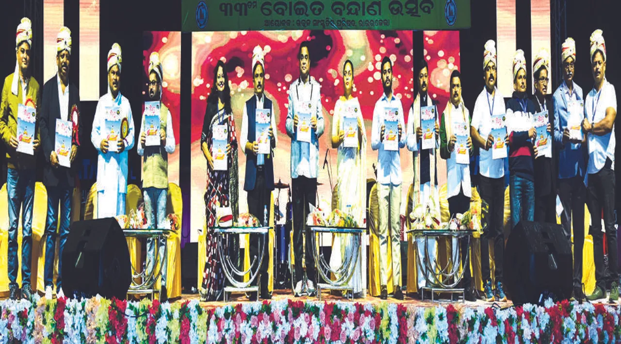  ବୋଇତବନ୍ଦାଣ ଉତ୍ସବରେ ଶକ୍ତି ପ୍ରଦର୍ଶନ: ସାରଦାବିରୋଧୀ ମେଳିରେ ଦୀପାଳି