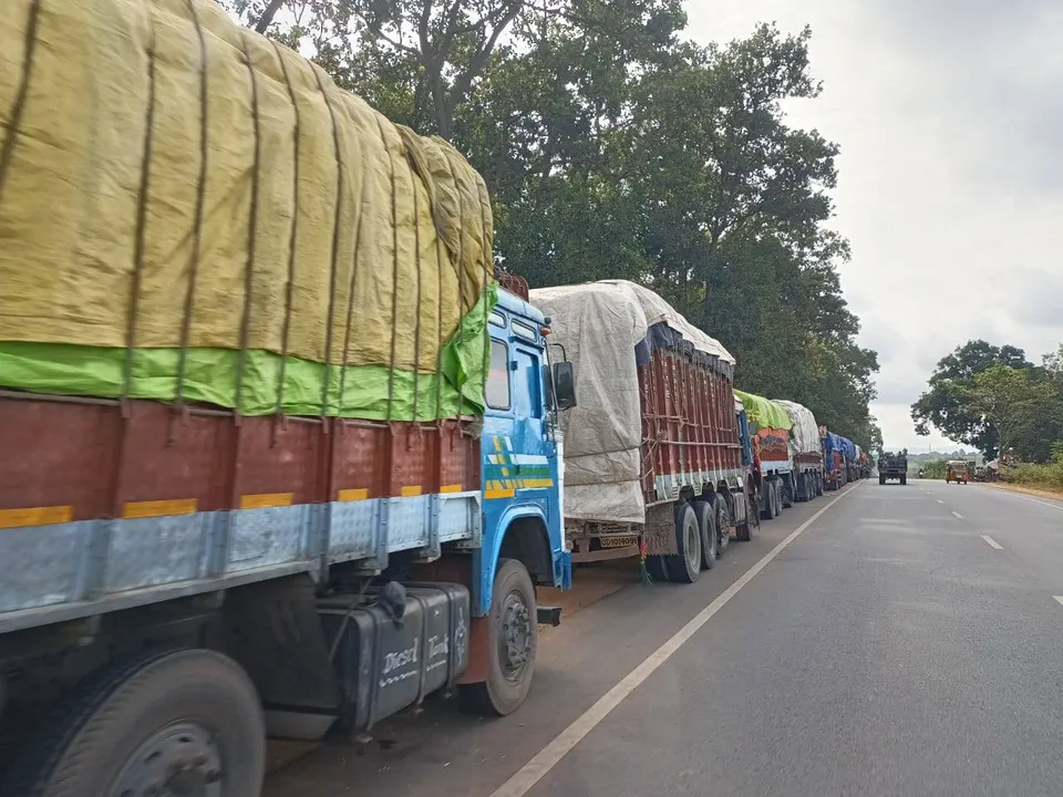  ବିଦେଶକୁ ମକା ମଂଜି ରପ୍ତାନି ବନ୍ଦ: ୧୦ହଜାର‌ ମେଟ୍ରିକ୍‌ ଟନ୍‌ ଗଲା ଆନ୍ଧ୍ର ଓ ତାମିଲନାଡୁ
