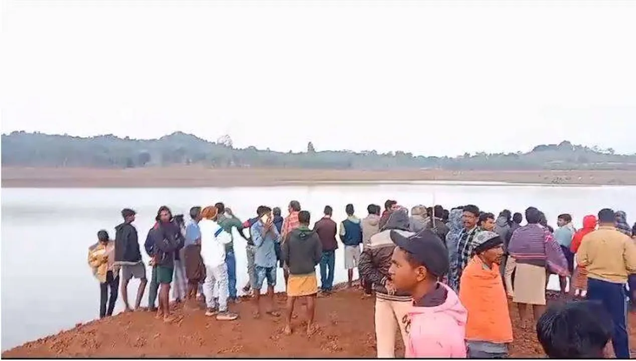  ପାତାଳି ନଦୀରେ ବୁଡ଼ି ଜଣେ ମୃତ, ୪ ଜଣ ନିଖୋଜ
