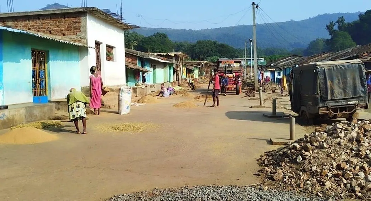  ଦୁର୍ଗମ ଅଂଚଳରେ ଅପହଞ୍ଚ ସରକାରୀ ଯୋଜନା: ପାଣିର ଅଭାବ ଯୋଗୁଁ ପଡ଼ିଆ ପଡ଼ିଛି ଜମି