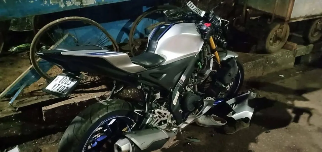  ଦୋକାନକୁ ମାଡ଼ି ଗଲା ବାଇକ୍, ଜଣେ ମୃତ