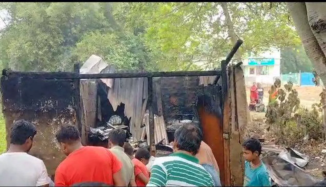  ଗ୍ୟାସ୍‌ ଟାଙ୍କି ଫାଟି ପୋଡ଼ିଗଲା ଦୋକାନ, ଅଳ୍ପକେ ବର୍ତ୍ତିଲେ ଲୋକେ