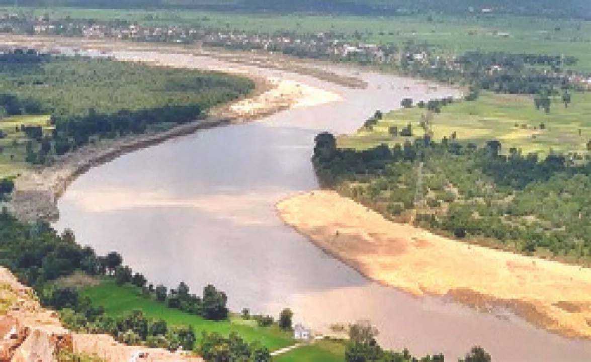  ଖଣିଜ ସରୁଛି: ଦାରିଦ୍ର୍ୟ,ଅପପୁଷ୍ଟି କମୁନି