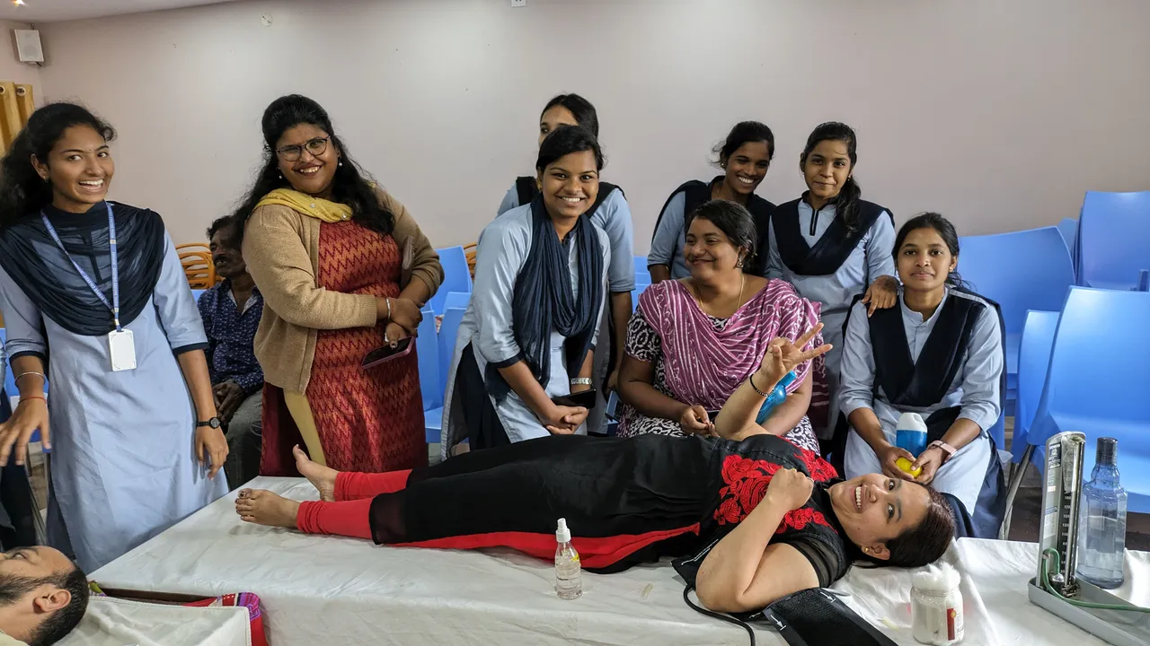  ୨ବିପ୍ଲବୀଙ୍କ ସ୍ମୃତିରେ ସ୍ବେଚ୍ଛାକୃତ ରକ୍ତଦାନ ଶିବିର: ୪୪ ୟୁନିଟ ରକ୍ତ ସଂଗ୍ରହ