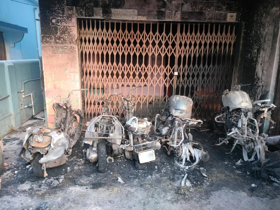  ଦୁର୍ବୃତ୍ତ ଜାଳିଦେଲେ ୬ବାଇକ: ଭାଗ୍ୟବଶତଃ ବଞ୍ଚିଗଲା ୧୬ ଜୀବନ  