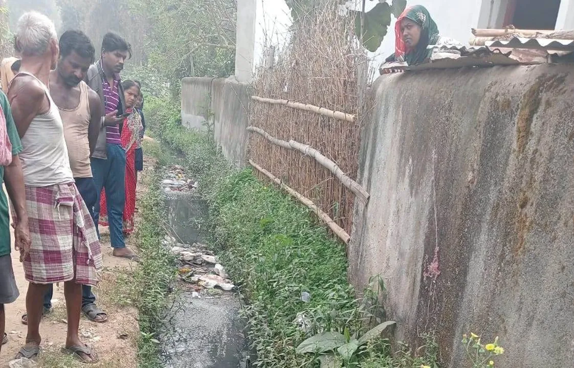  ମୁକୁଳା ଡ୍ରେନ୍ ନେଲା ଯୁବକଙ୍କ ଜୀବନ