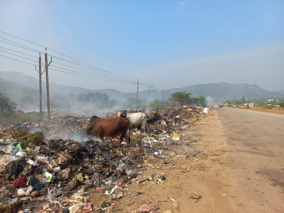  କେନ୍ଦୁଝରରେ ବାୟୁ ପ୍ରଦୂଷଣ: ଜିଲ୍ଲାପାଳଙ୍କୁ ଦାବିପତ୍ର ଦେଲେ ସଚେତନ ନାଗରିକ