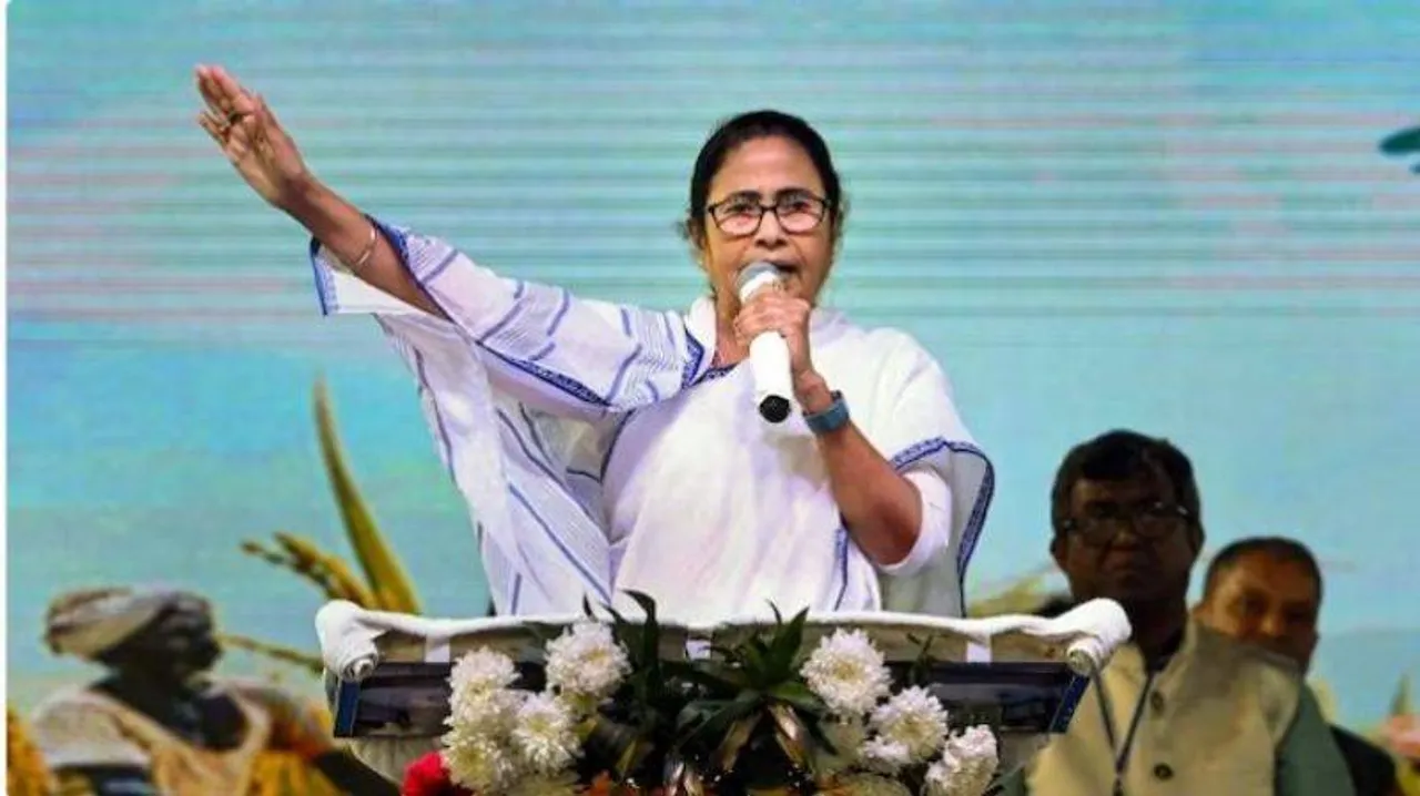  କେନ୍ଦ୍ରୀୟ ବକେୟା ଟଙ୍କାକୁ ନେଇ ବିବାଦ: ମମତା ବାନାର୍ଜୀ କହିଲେ, ମନରେଗା ଶ୍ରମିକଙ୍କୁ ରାଜ୍ୟ ସରକାର ମଜୁରି ଦେବେ