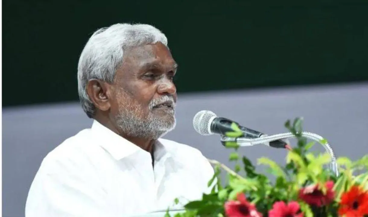  ସରକାର ଗଠନ ପାଇଁ ଜେଏମଏମ ବିଧାୟକଙ୍କୁ ଡାକିଲେ ରାଜ୍ୟପାଳ; ଗିରଫ ହେମନ୍ତଙ୍କ ୮ ଦିନିଆ ରମାଣ୍ଡ ମାଗିଲା ଇଡି