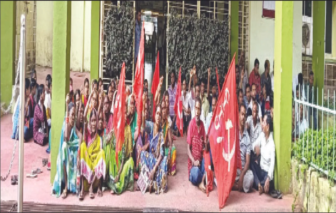  ଓୟୁଏଟି ୱାର୍କର୍ସ ୟୁନିୟନର ଧାରଣା: ୨୦ ଦିନରେ ସମସ୍ୟାର ସମାଧାନ ନହେଲେ କରିବେ ଆନ୍ଦୋଳନ
