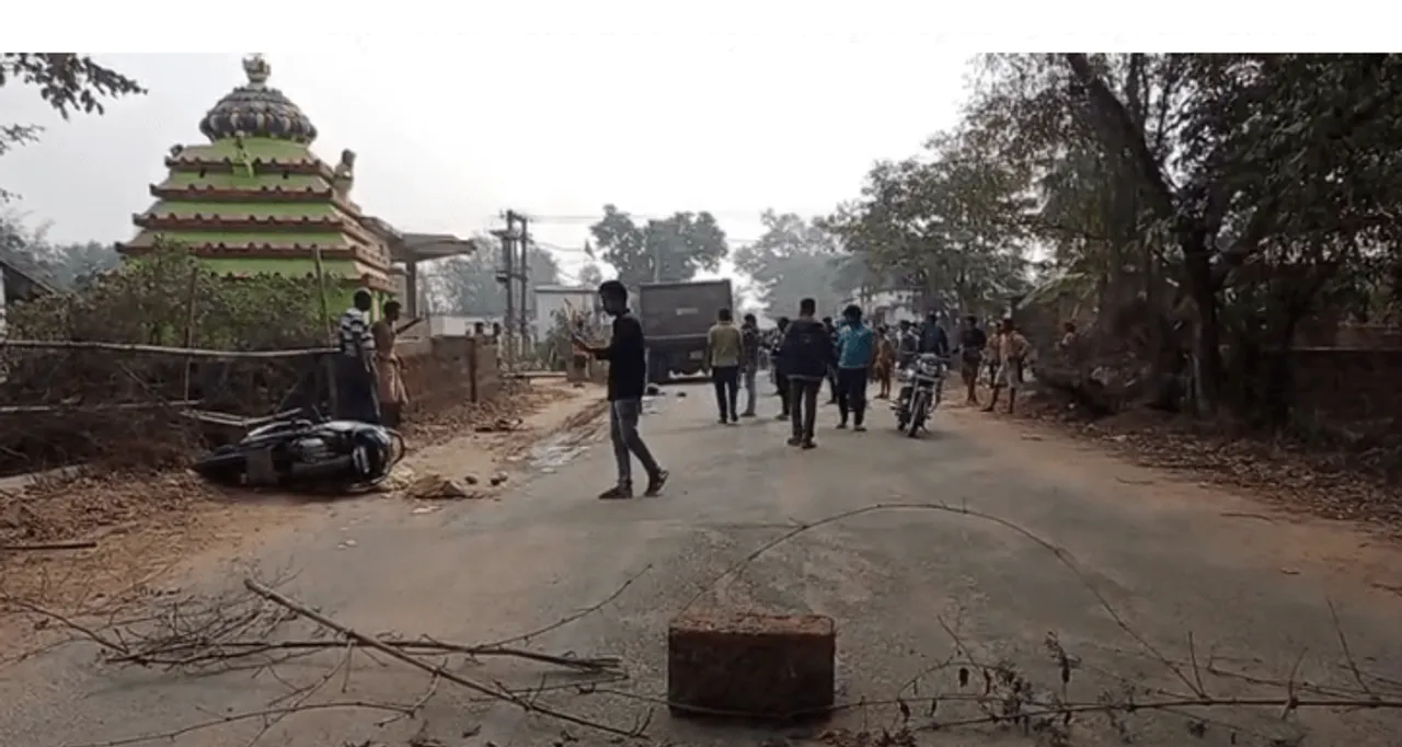  ବାଲି ବୋଝେଇ ହାଇୱା ଧକ୍କାରେ ସ୍ତ୍ରୀ ମୃତ, ସ୍ୱାମୀ ଗୁରୁତର