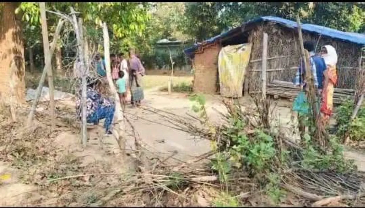  ସ୍କୁଲ ନିକଟରୁ ଯୁବକଙ୍କ ମୃତଦେହ ଉଦ୍ଧାର: ହତ୍ୟା ସନ୍ଦେହ