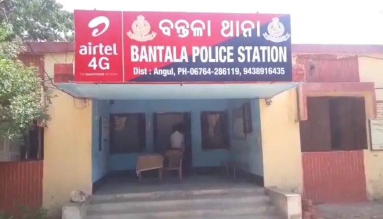  ବାପାକୁ ଠେଙ୍ଗାରେ ପିଟିପିଟି ମାରିଲା ପୁଅ