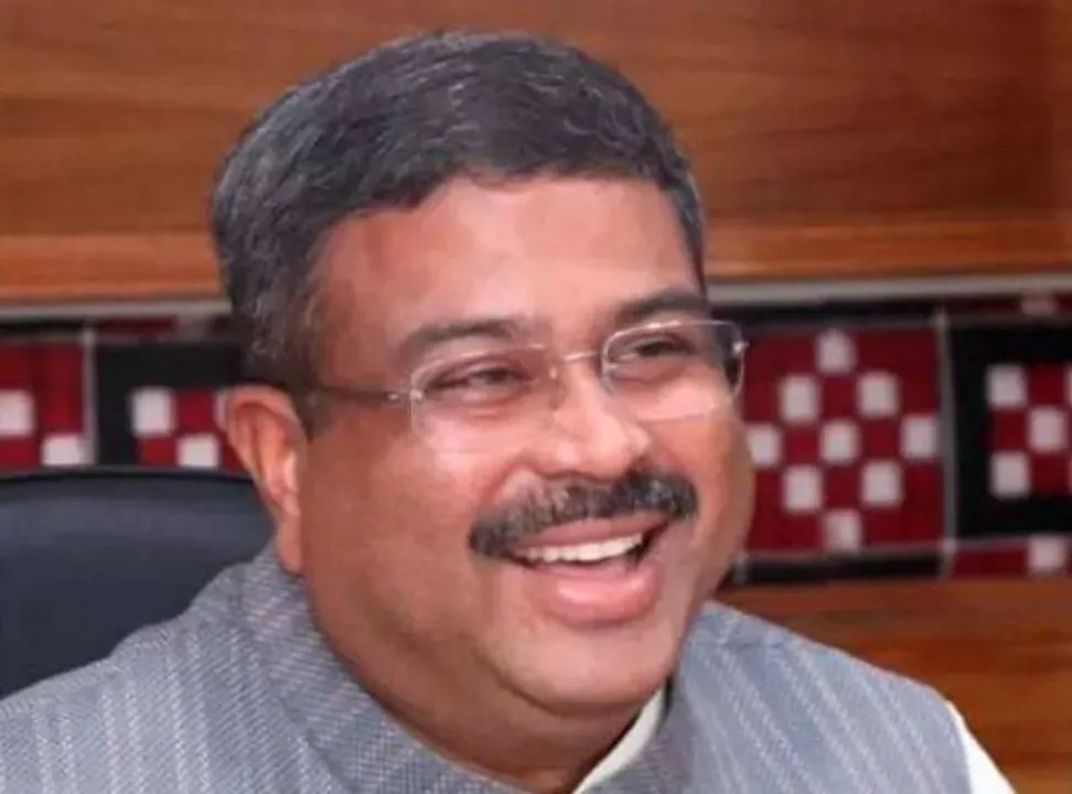  ମା ଡାକେଶ୍ୱରି ମନ୍ଦିର ଦର୍ଶନ କରି ନିର୍ବାଚନ ପ୍ରଚାର ଆରମ୍ଭ କଲେ ଧର୍ମେନ୍ଦ୍ର ପ୍ରଧାନ