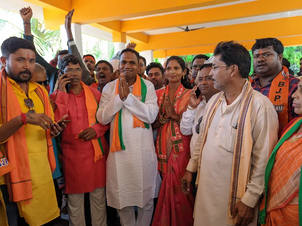  ବିଜେପି ବିଧାୟକ ପ୍ରାର୍ଥୀ ନରସିଂହ ମାଡକାମୀଙ୍କ ନାମାଙ୍କନ ପତ୍ର ଦାଖଲ