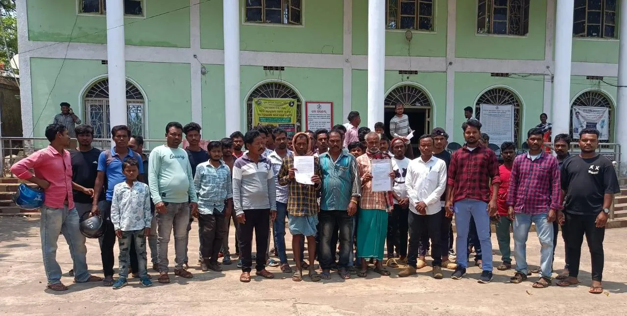  ଦୁର୍ଗମ ୫ଗାଁର ଗ୍ରାମବାସୀଙ୍କର ପ୍ରଶାସନକୁ ପ୍ରଶ୍ନ : ଆମ ମୌଳିକ ଅଧିକାର କେବେ ମିଳିବ?