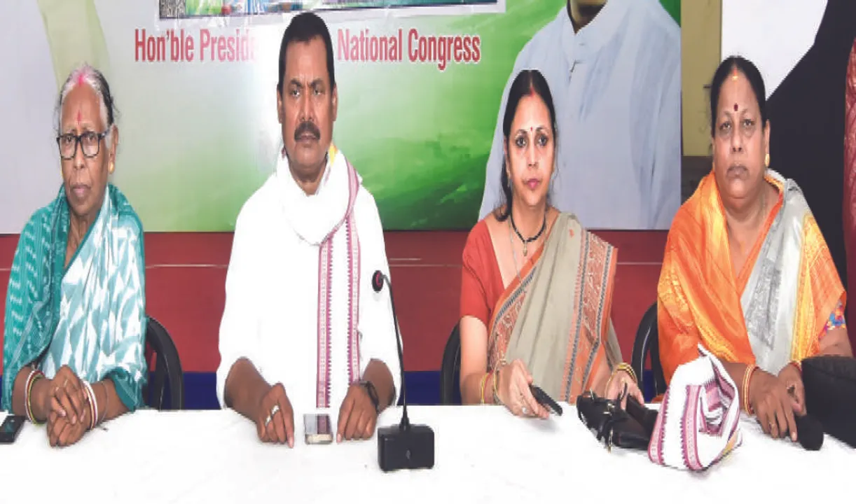  କାର୍ଯ୍ୟକାରୀ ବୈଠକରେ ମହିଳା କର୍ମକର୍ତ୍ତାଙ୍କୁ ଆହ୍ବାନ: ତୃଣମୂଳସ୍ତରରେ ପହଞ୍ଚାଅ କଂଗ୍ରେସ ଗ୍ୟାରେଣ୍ଟି