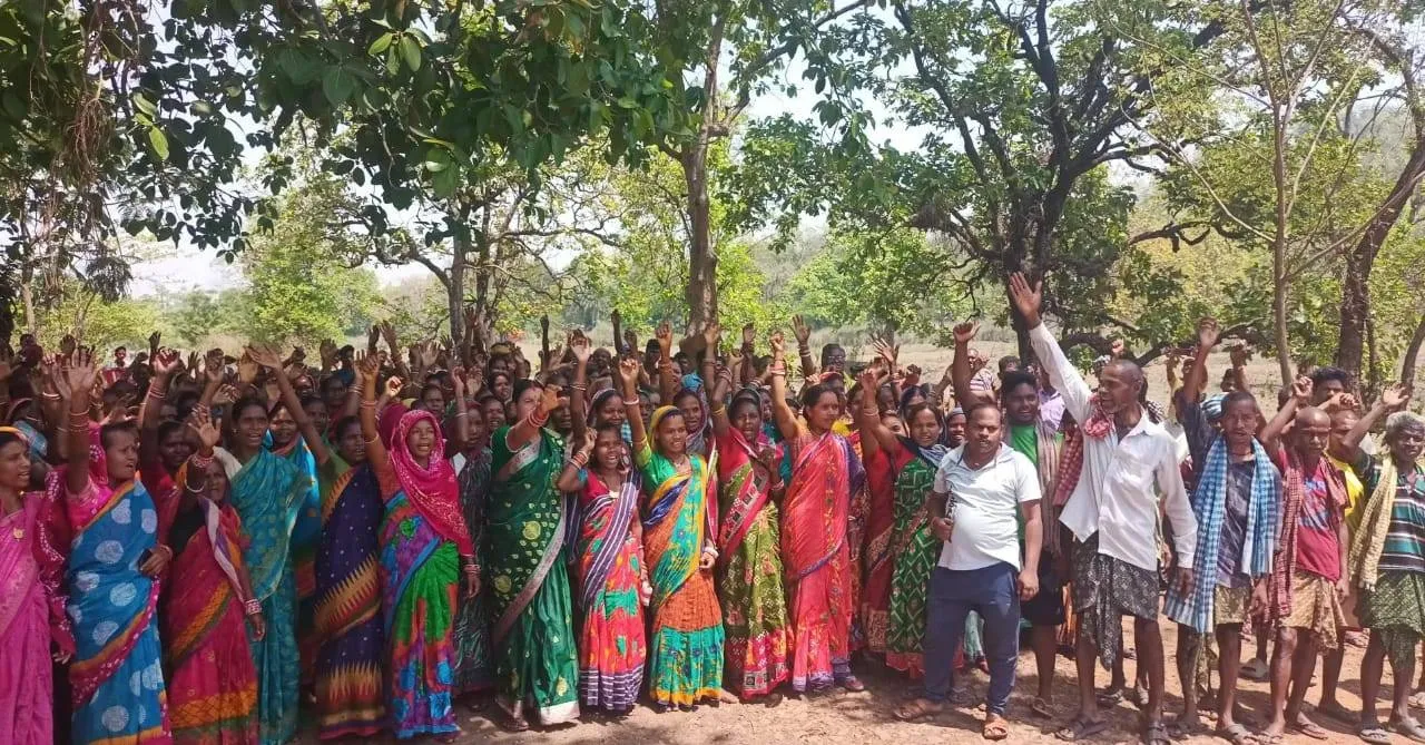  ରାସ୍ତା ମରାମତି ନହେଲେ ଭୋଟ ବର୍ଜନ