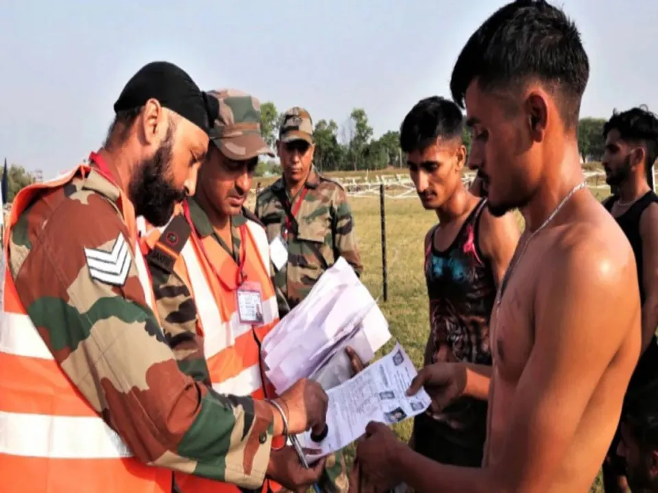  ସଂଦେହ ଘେରରେ ସିଆରପିଏଫ ଡାକ୍ତର, ୬୦ ଅନଫିଟ ଯୁବକଙ୍କୁ କରାଯାଇଥିଲା ମେଡିକାଲି ଫିଟ୍