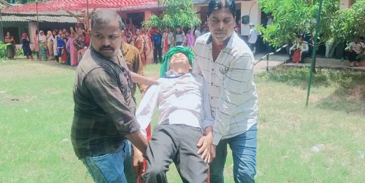  ମତଦାନ କେନ୍ଦ୍ରରେ ଅସହ୍ୟ ତାତି: ପୋଲିଂ ଅଧିକାରୀ ଗୁରୁତର