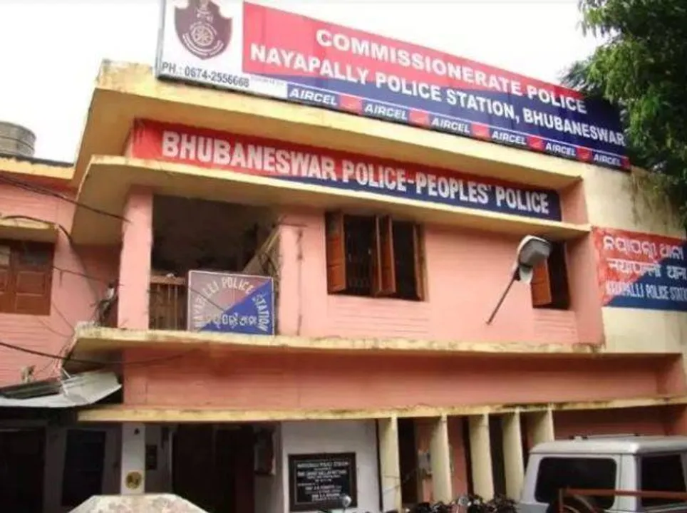  ୫ ହାଇୱେ ଲୁଟେରା ଗିରଫ
