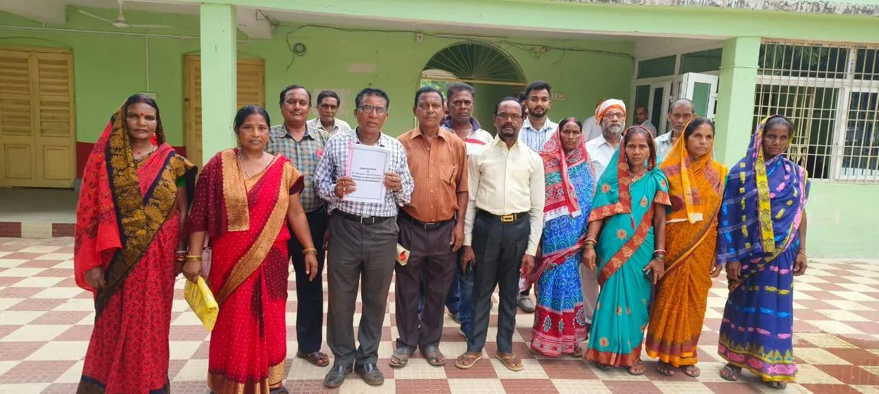  ଆଦିବାସୀ ମାନ୍ୟତା ଦାବିରେ କୁଡୁମୀ ସେନା ପକ୍ଷରୁ ମୁଖ୍ୟମନ୍ତ୍ରୀଙ୍କ ଉଦ୍ଦେଶ୍ୟରେ ଦାବିପତ୍ର ପ୍ରଦାନ