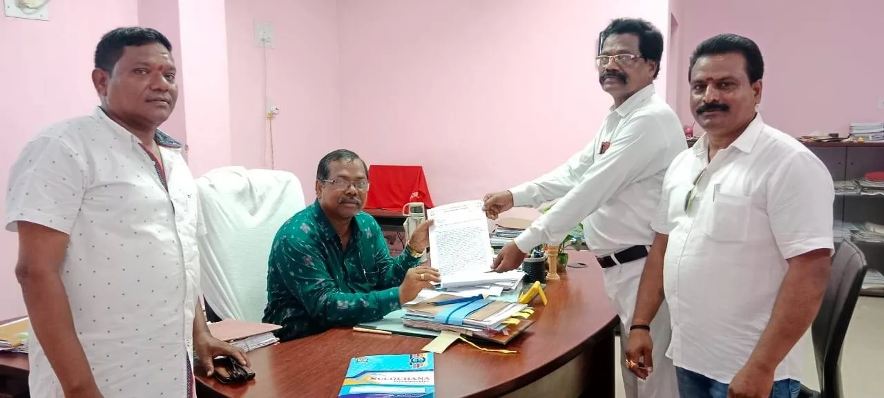  ବିମାନବନ୍ଦର ପାଚେରୀ ଭାଙ୍ଗିବା ଘଟଣା: ୧୫ ଦିନରେ କାର୍ଯ୍ୟାନୁଷ୍ଠାନ ନହେଲେ ଆନ୍ଦୋଳନ ଚେତାବନୀ