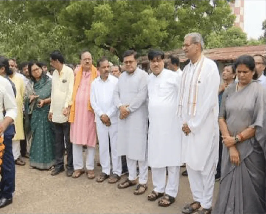  ଭୁବନେଶ୍ବରରେ ପହଞ୍ଚିଲା ମୃତ ଦୁଇ ଓଡ଼ିଆଙ୍କ ମରଶରୀର, ରାଜ୍ୟ ସରକାରଙ୍କ ୪ ଲକ୍ଷର ଅନୁକମ୍ପା ରାଶି ଘୋଷଣା