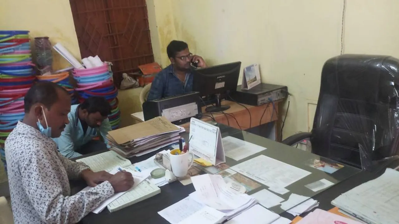  ଗ୍ରାମ୍ୟ ଉନ୍ନୟନ ବିଭାଗର କର୍ମଚାରୀଙ୍କୁ କଡ଼ା ନିର୍ଦ୍ଦେଶ: ୧୦ଟାରୁ ସାଢେ ୫ଟା ଯାଏ ରହିବେ ଅଫିସରେ