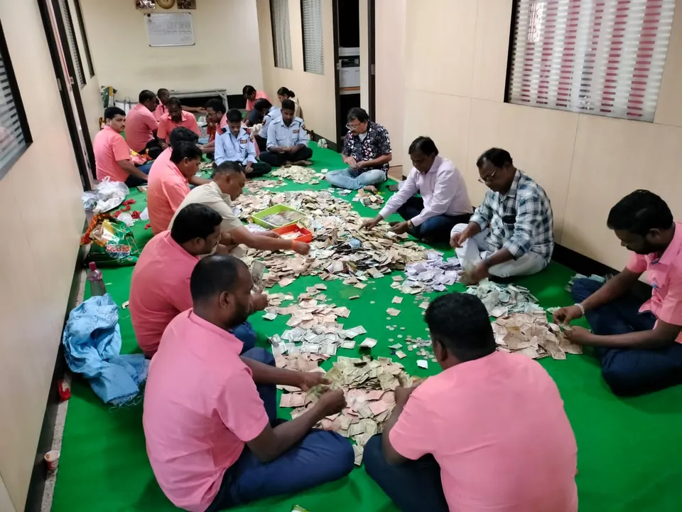  ମା’ ତାରିଣୀଙ୍କ ହୁଣ୍ଡିରୁ ମିଳିଲା ୨୪ ଲକ୍ଷ