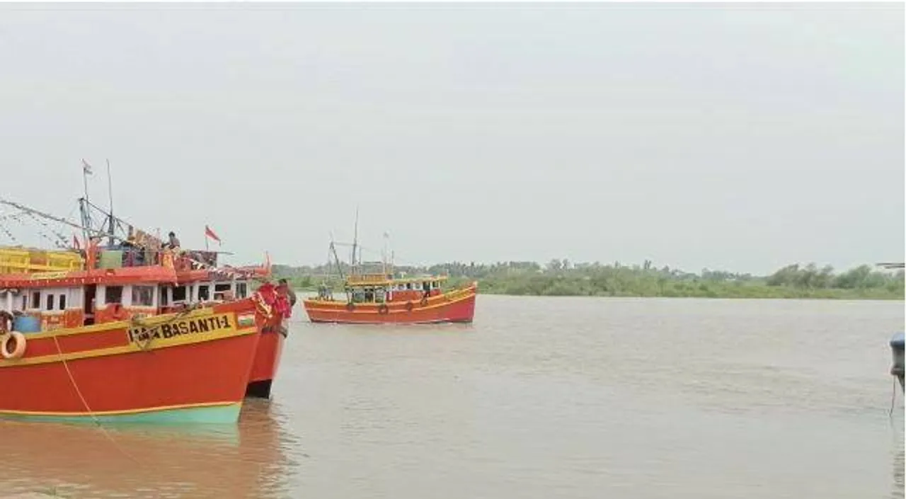  ୬୧ ଦିନର କଟକଣା ପରେ ହଟିଲା ନଦୀ ଓ ସମୁଦ୍ର ମୁହାଣରୁ ମାଛଧରା କଟକଣା