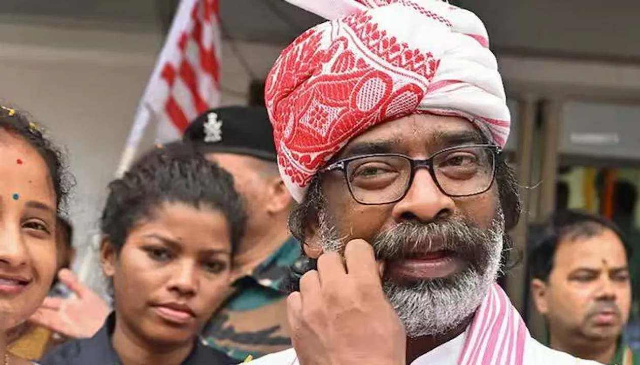  ଝାଡଖଣ୍ଡରେ ରାଜନୈତିକ ଉଷ୍ଣତା ବଢ଼ିଲା: ହେମନ୍ତ ହେବେ କି ମୁଖ୍ୟମନ୍ତ୍ରୀ!, ଚମ୍ପାଇ ସୋରେନଙ୍କ ଇସ୍ତଫା ନେଇ କଳ୍ପନାଜଳ୍ପନା