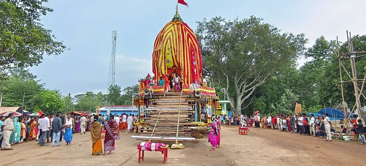  ମହିଳା ଟାଣିଲେ ସୁଭଦ୍ରାଙ୍କ ରଥ