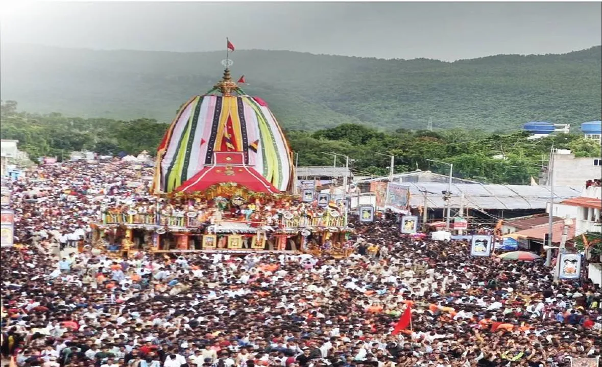  ବାହୁଡ଼ିଲେ ବଡ଼ଠାକୁର