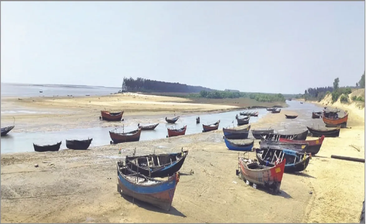  କୂଳ ଲଂଘୁଛି ସମୁଦ୍ର: ବିପଦରେ ଉପକୂଳବାସୀଙ୍କ ଧନଜୀବନ
