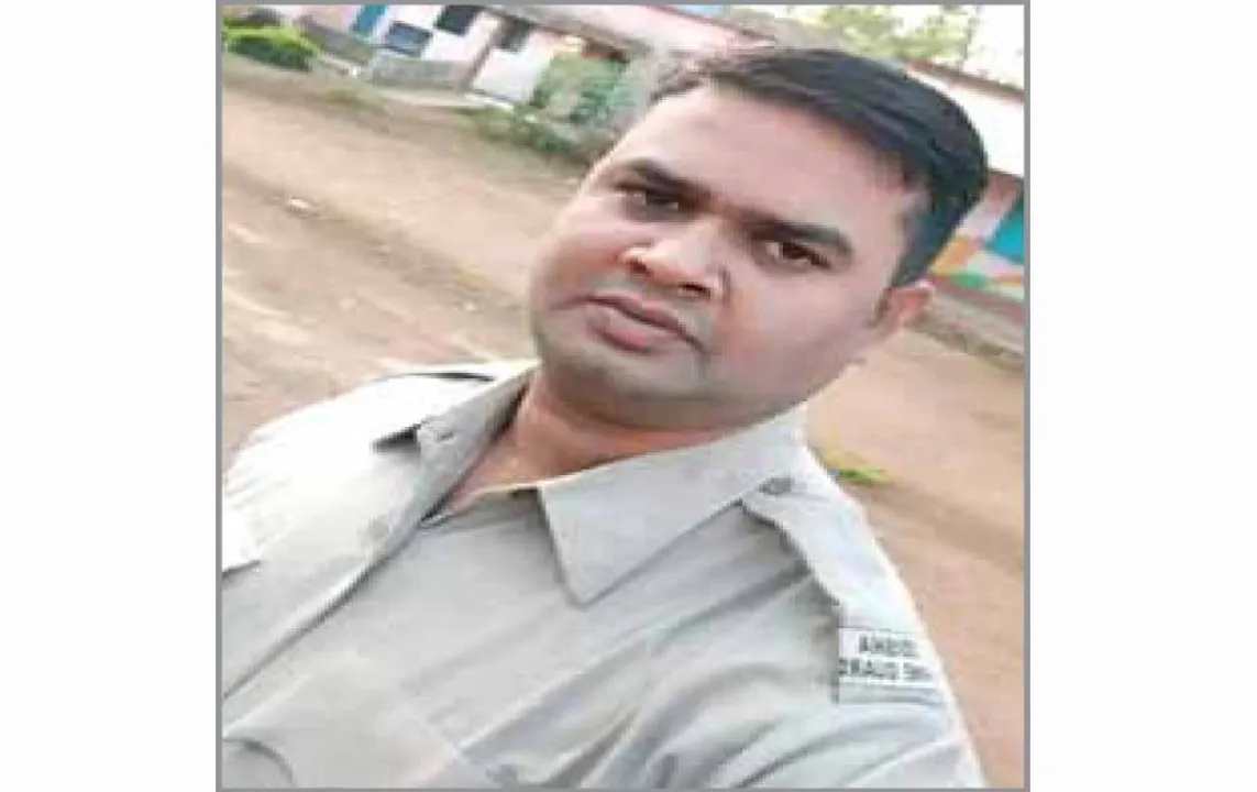  ଗଞ୍ଜେଇ ବେପାରକୁ ନେଇ ଫୁଟିଲା ଗୁଳି: ହୋମ୍‌ଗାର୍ଡ ଆହତ