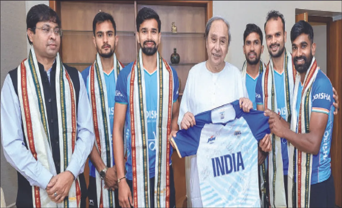  ନବୀନ ନିବାସରେ ଅଲିମ୍ପିକ୍ସ କାଂସ୍ୟ ବିଜୟୀ: ଦେଶର ଗୌରବ ବଢ଼ାଇବାକୁ ନବୀନଙ୍କ ପରାମର୍ଶ
