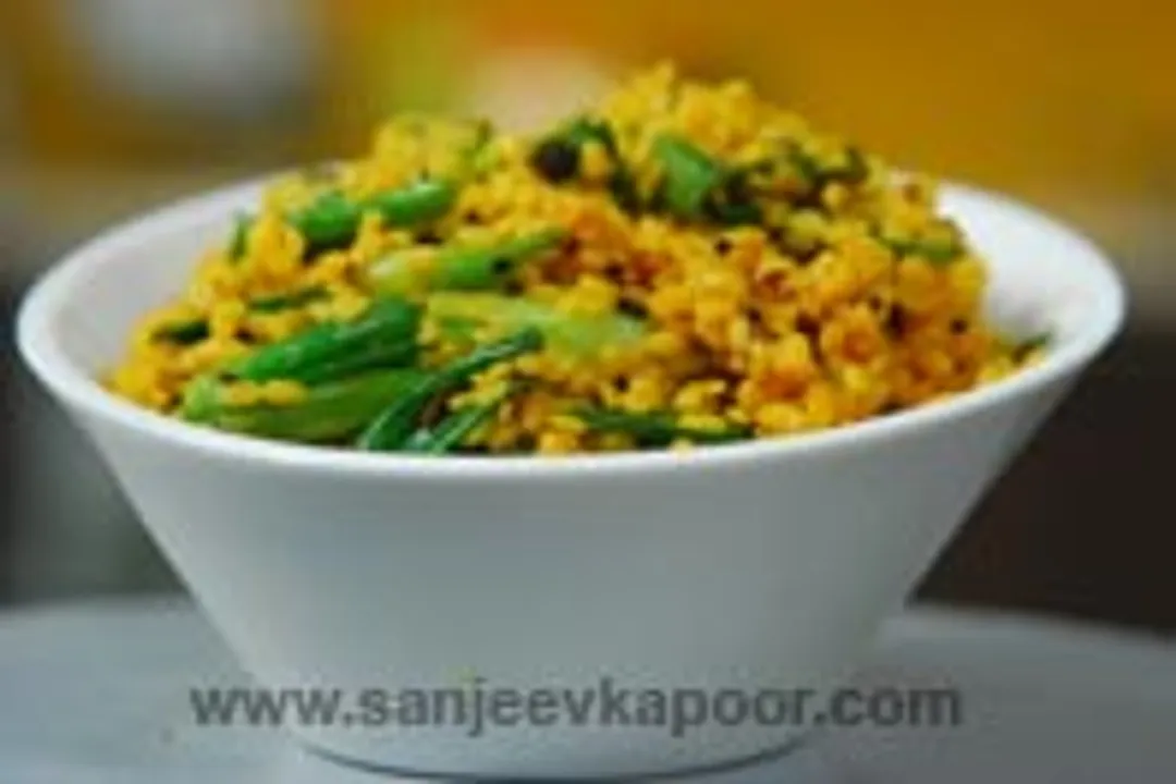 मूंग दाल और हरे प्याज़ की सब्ज़ी