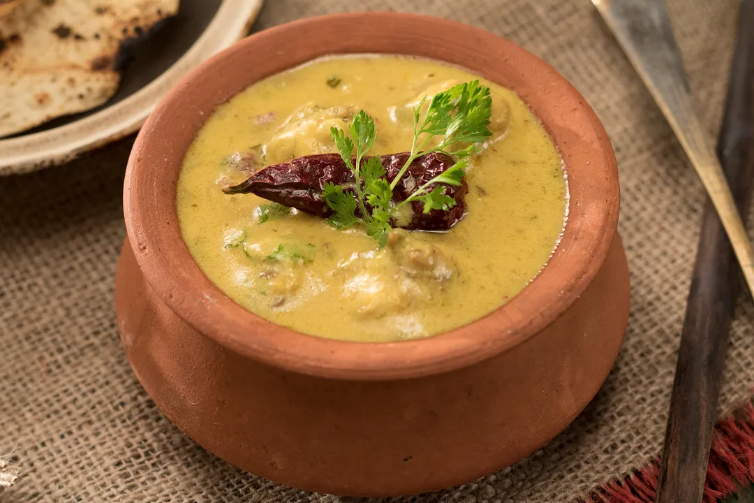 Punjabi Pakoda Kadhi - Punjabi Thali - YT