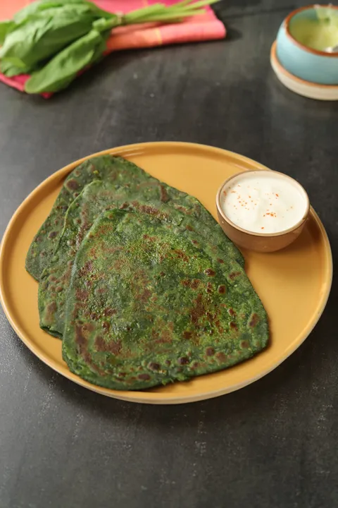 Palak Parantha - YT