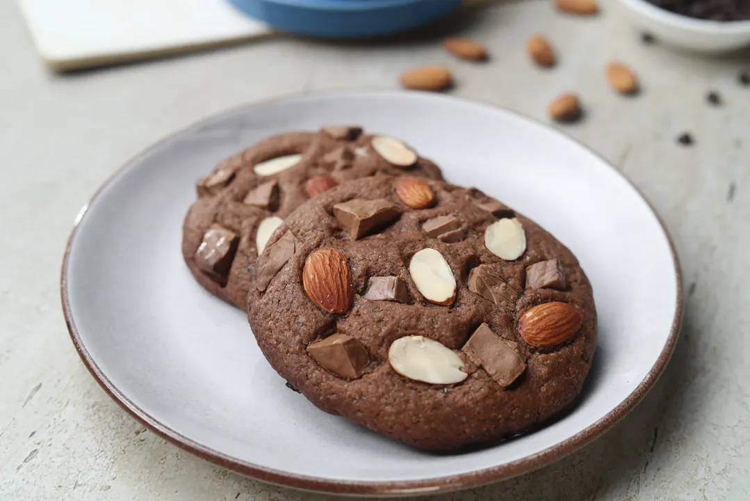 Chocolate Almond Cookies