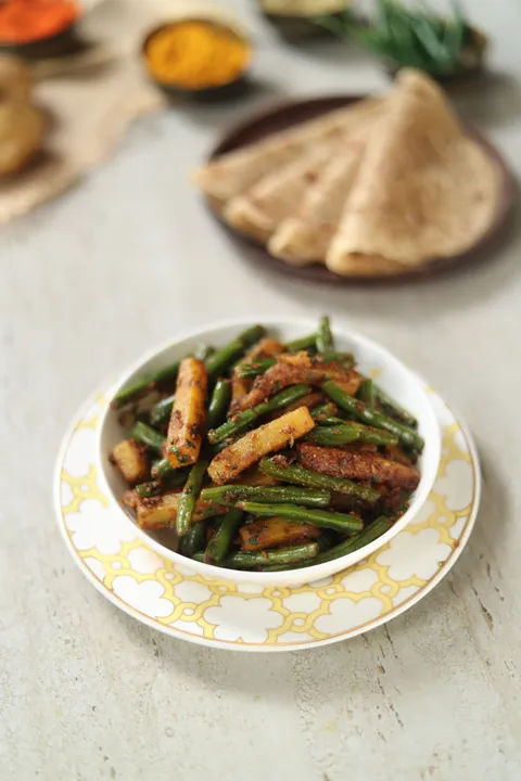 Aloo Beans ki Sabzi - YT